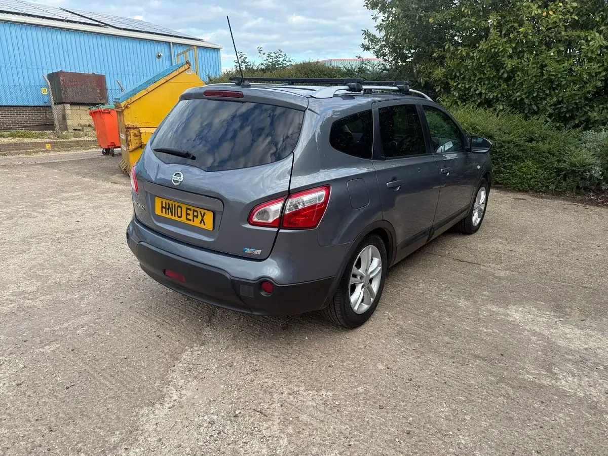Used Nissan Qashqai +2 N-TEC 2010 Grey SUV