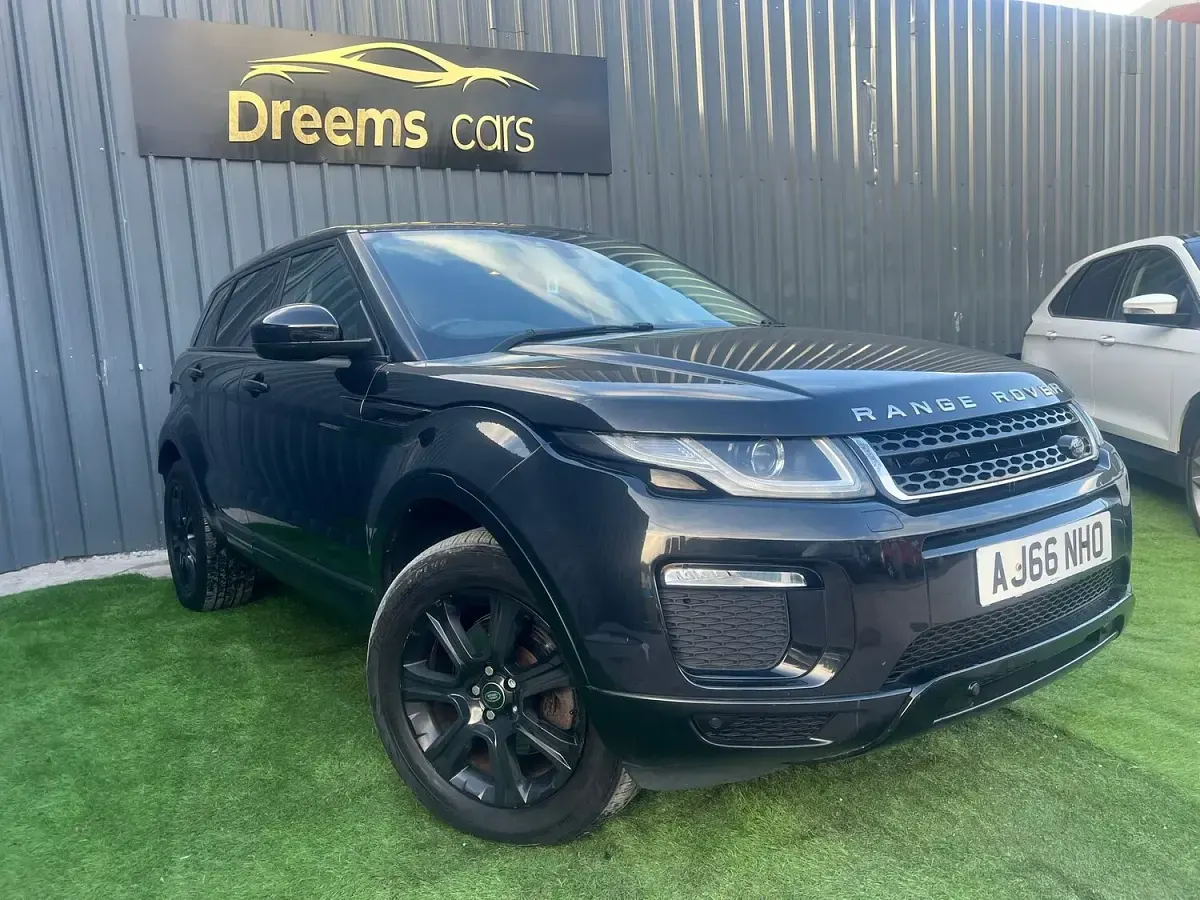 Used Land Rover Range Rover evoque SE 2017 Black Estate