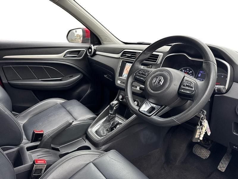 Usado MG ZS Exclusive 111 HP (81 kW) 2019 Vermelho SUV