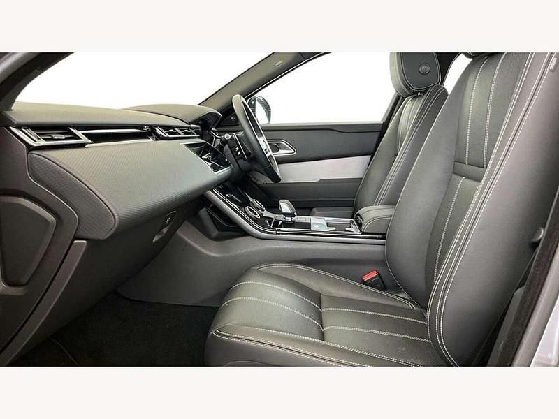 Używany Land Rover Range Rover Velar SE Dynamic 204 KM (150 kW) 2022 Szary SUV