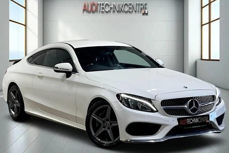 Used Mercedes C250 AMG line 2018 Polar white Coupe