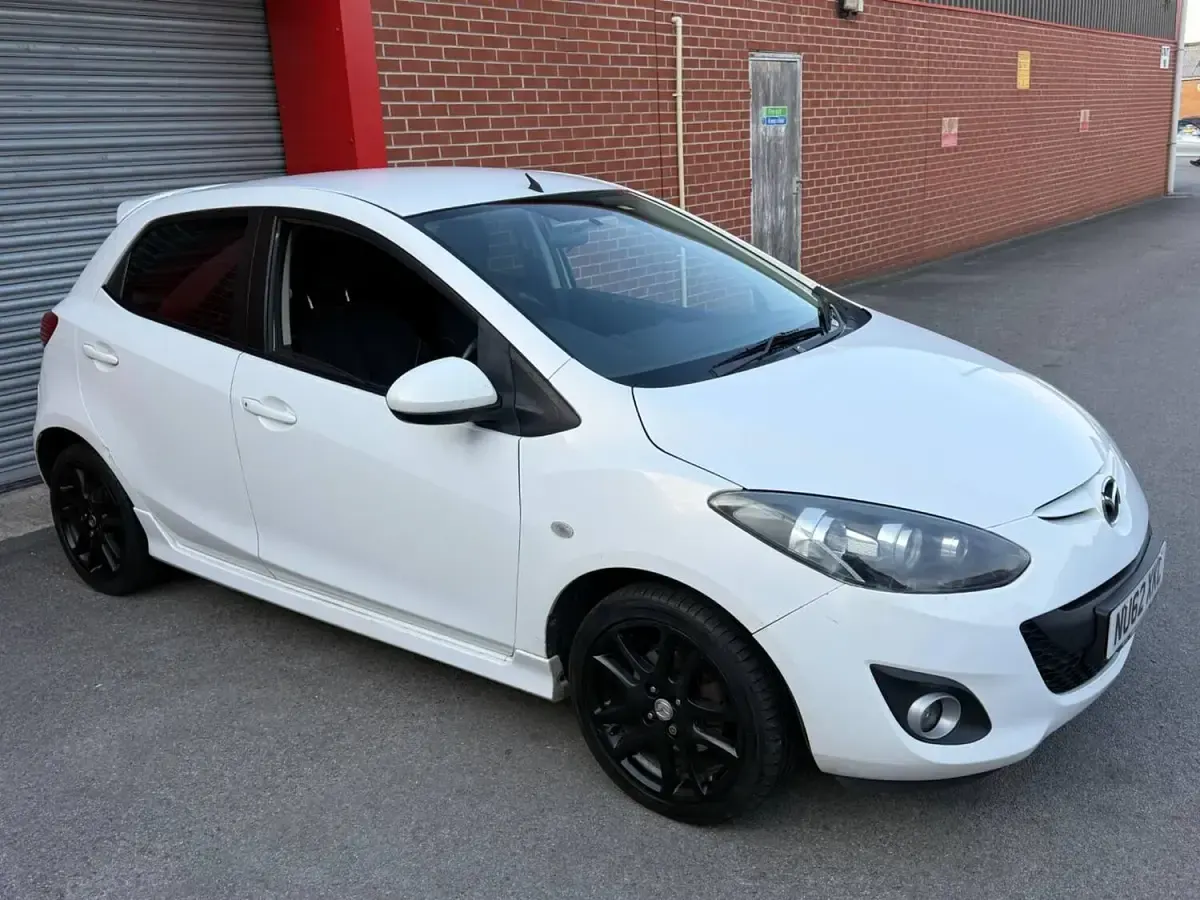 Used Mazda 2 Edition 2012 White Hatchback