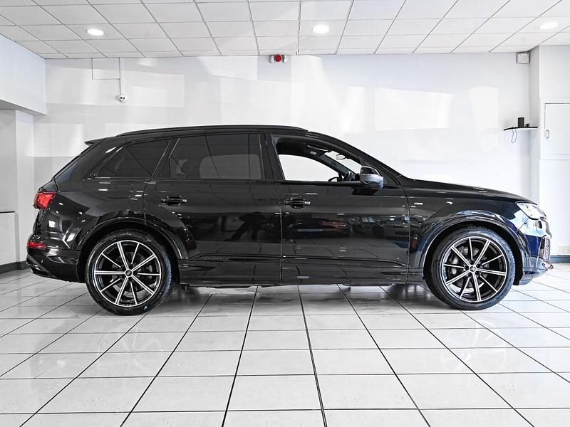 Used Audi Q7 Black Edition 286 HP (210 kW) 2022 Black SUV