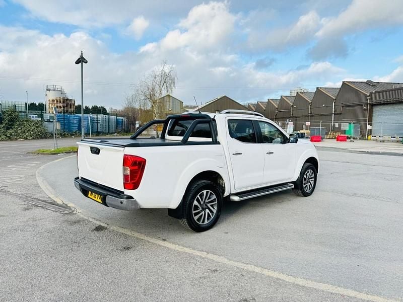 Used Nissan Navara Tekna 2018 White Pickup