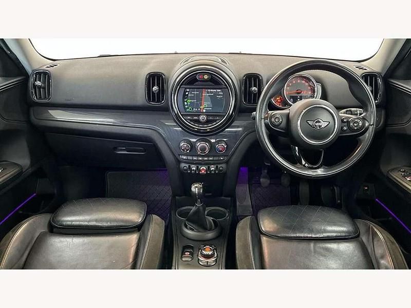 Used Mini Cooper Countryman 136 HP (100 kW) 2018 White SUV