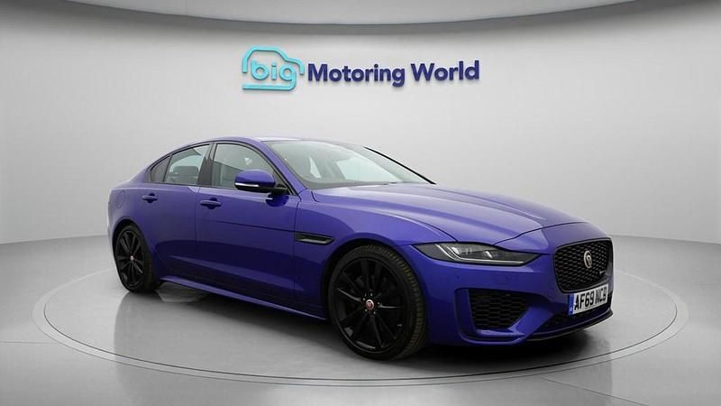 Used Jaguar XE R-Dynamic 250 HP (183 kW) 2020 Blue Sedan