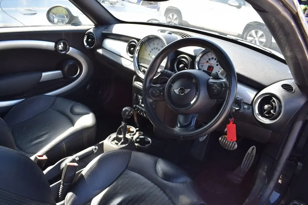 Used Mini Cooper S Coupé 2012 Black Coupe