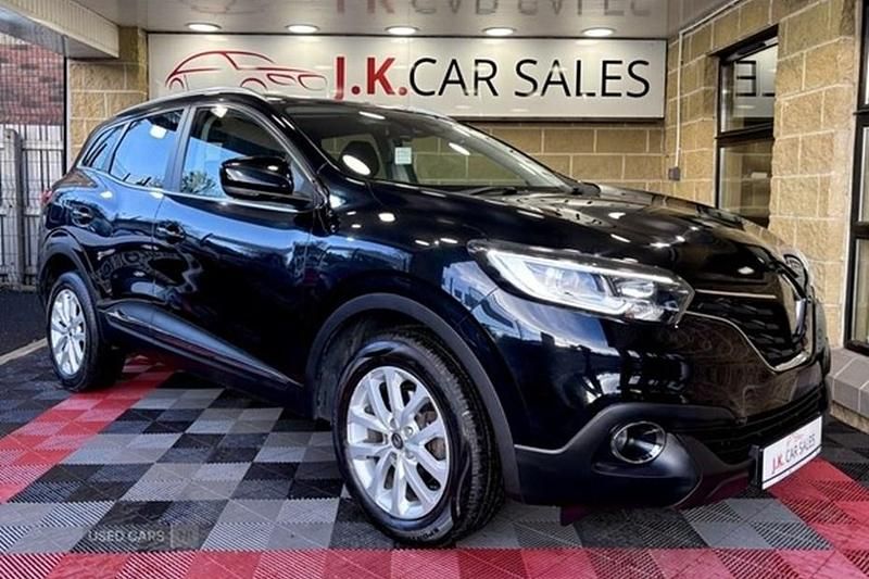 Black Used 2016 Renault Kadjar Dynamique SUV | £7,395 (Fair price) - Image 1/1
