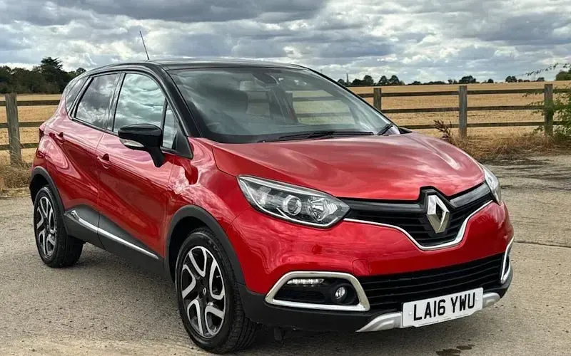 Used Renault Captur Signature 90 HP (66 kW) 2016 SUV