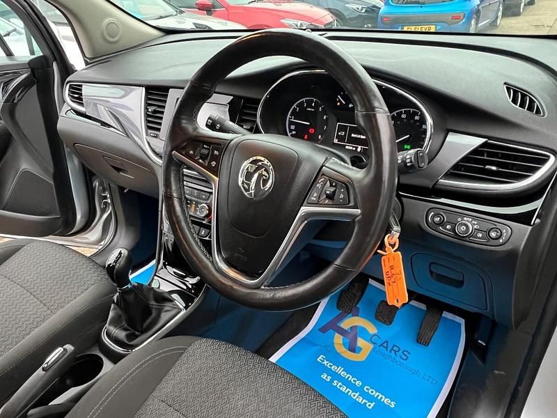 Used Vauxhall Mokka X Active 140 HP (102 kW) 2018 Silver SUV