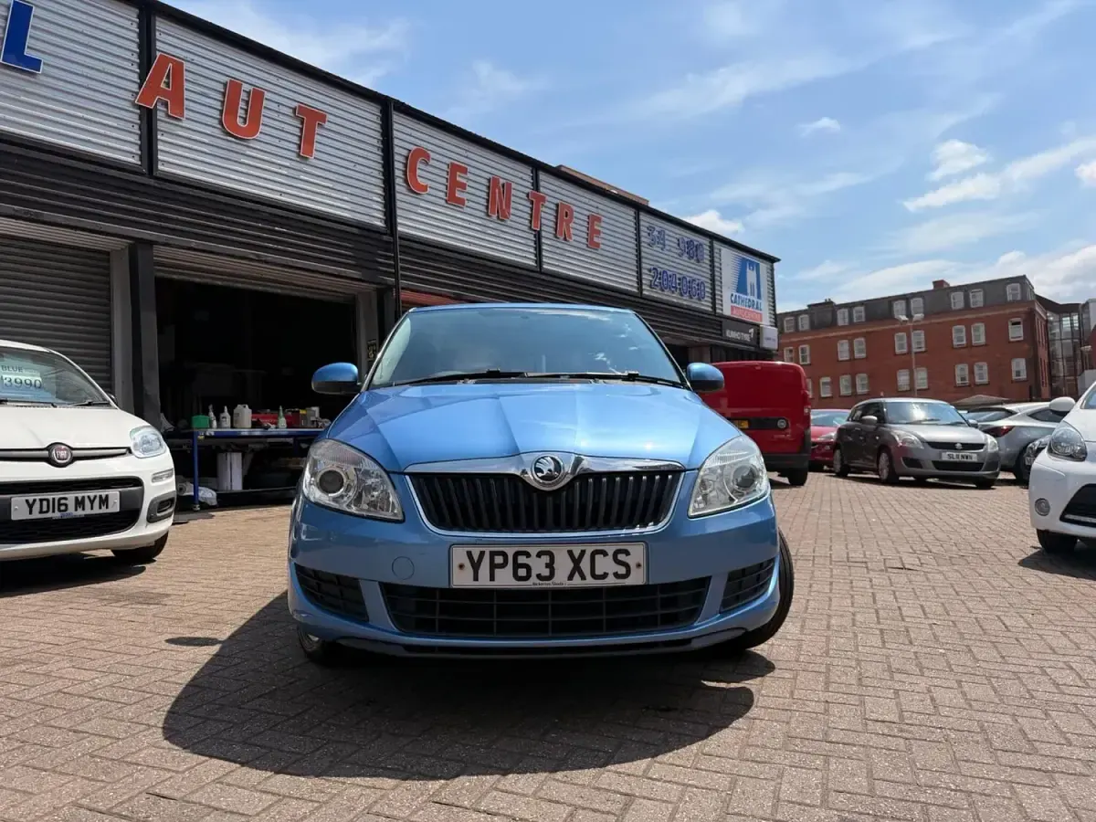Used Skoda Fabia SE 2013 Blue Hatchback