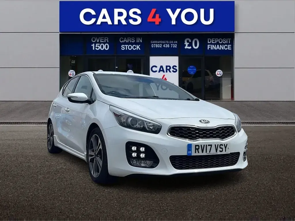 Used Kia Ceed GT-Line 136 HP (100 kW) 2017 White Hatchback