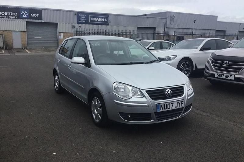 Used VW Polo S 55 HP (40 kW) 2007 Silver Hatchback