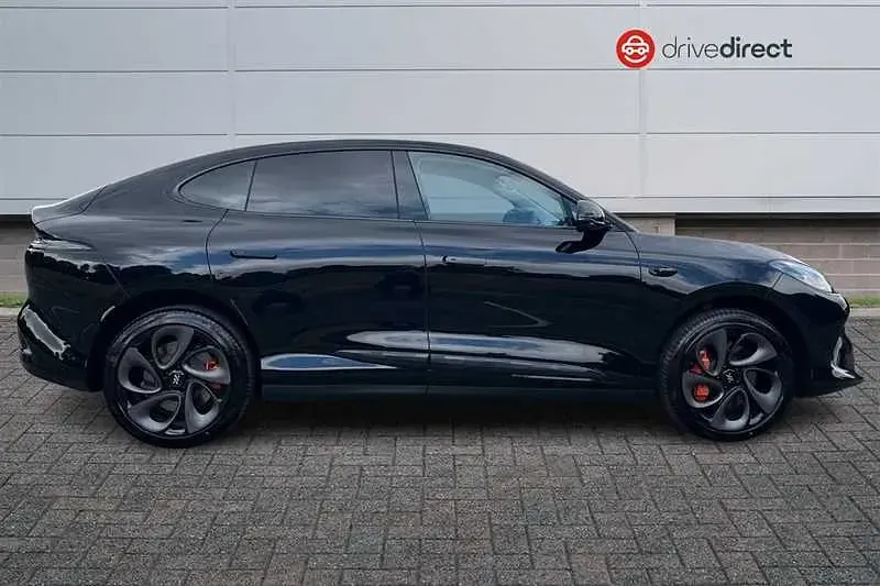 Used MG IM6 553 kW (752 HP) 2026 Black SUV