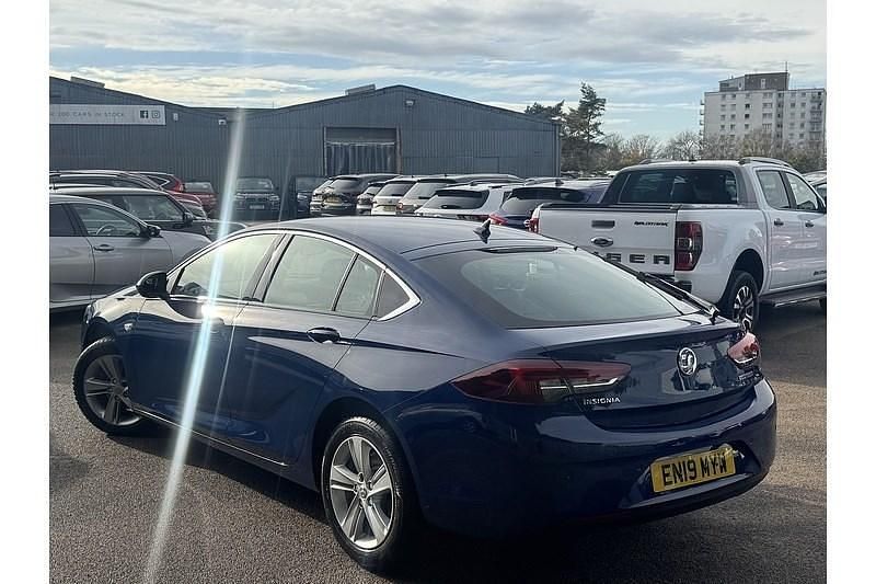 Used Vauxhall Insignia Sport 110 HP (80 kW) 2019 Blue Hatchback