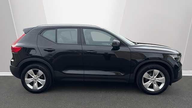 Used Volvo XC40 Core 161 HP (118 kW) 2026 SUV