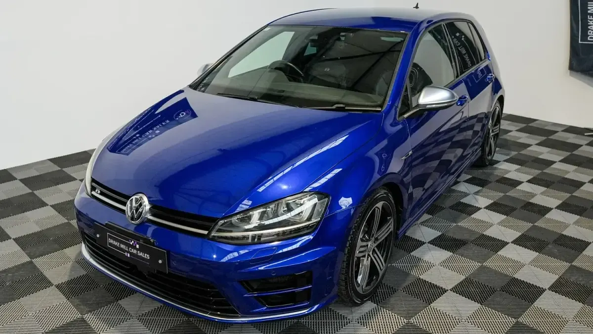 Used VW Golf VII R 310 HP (228 kW) 2016 Blue Hatchback