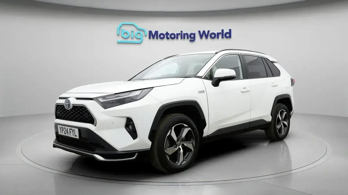 Used Toyota RAV4 Design 2024 White SUV