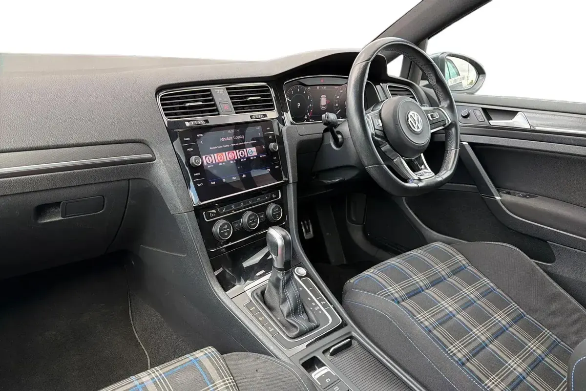 Used VW Golf VIII Advance 2020 Blue Hatchback