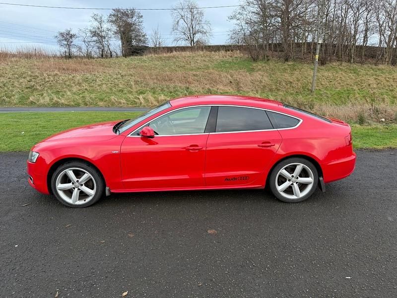 Used Audi A5 S-Line 141 HP (103 kW) 2010 Red Hatchback