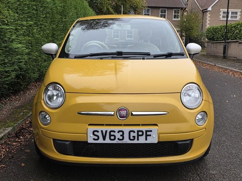Used Fiat 500 85 HP (62 kW) 2013 Yellow Hatchback