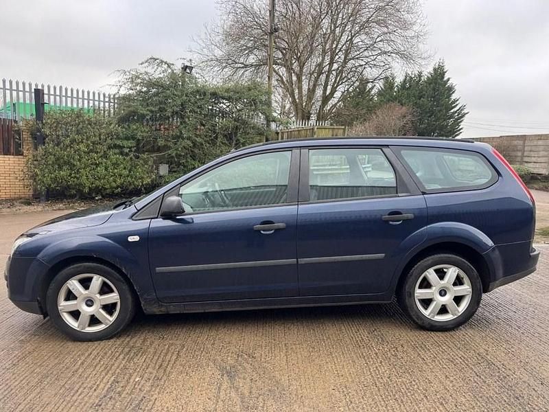 Used Ford Focus Sport 2005 Blue Estate