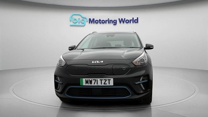 Used Kia e-Niro 147 kW (201 HP) 2022 Black SUV