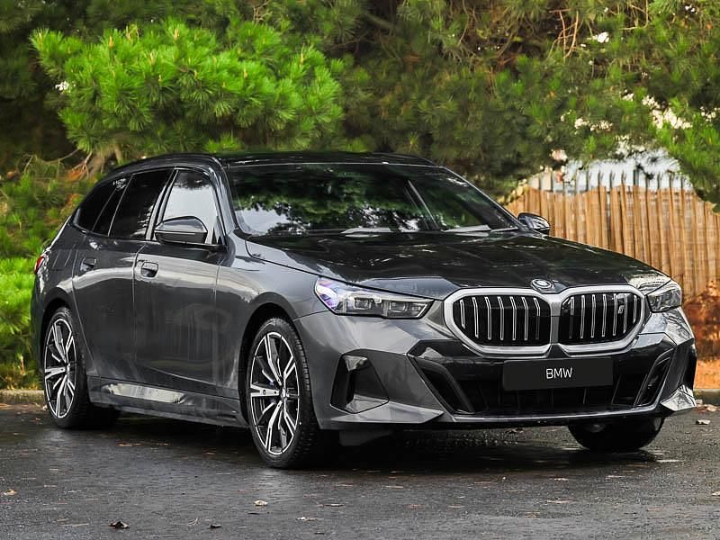 New BMW i5 M Sport 250 kW (340 HP) 2025 Grey Estate