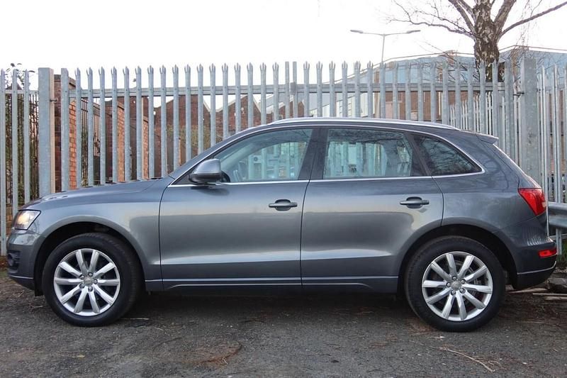 Used Audi Q5 2011 Grey SUV