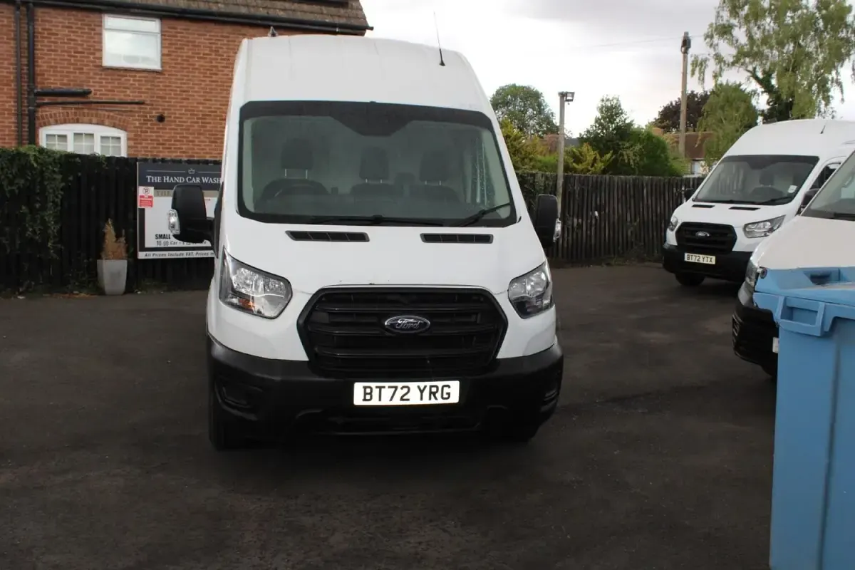 Used Ford Transit S 168 HP (123 kW) 2022 White Van