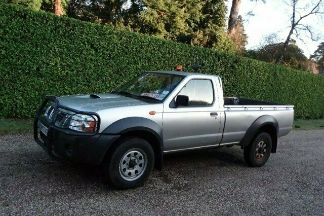 Used Nissan Navara 131 HP (96 kW) 2003 Pickup