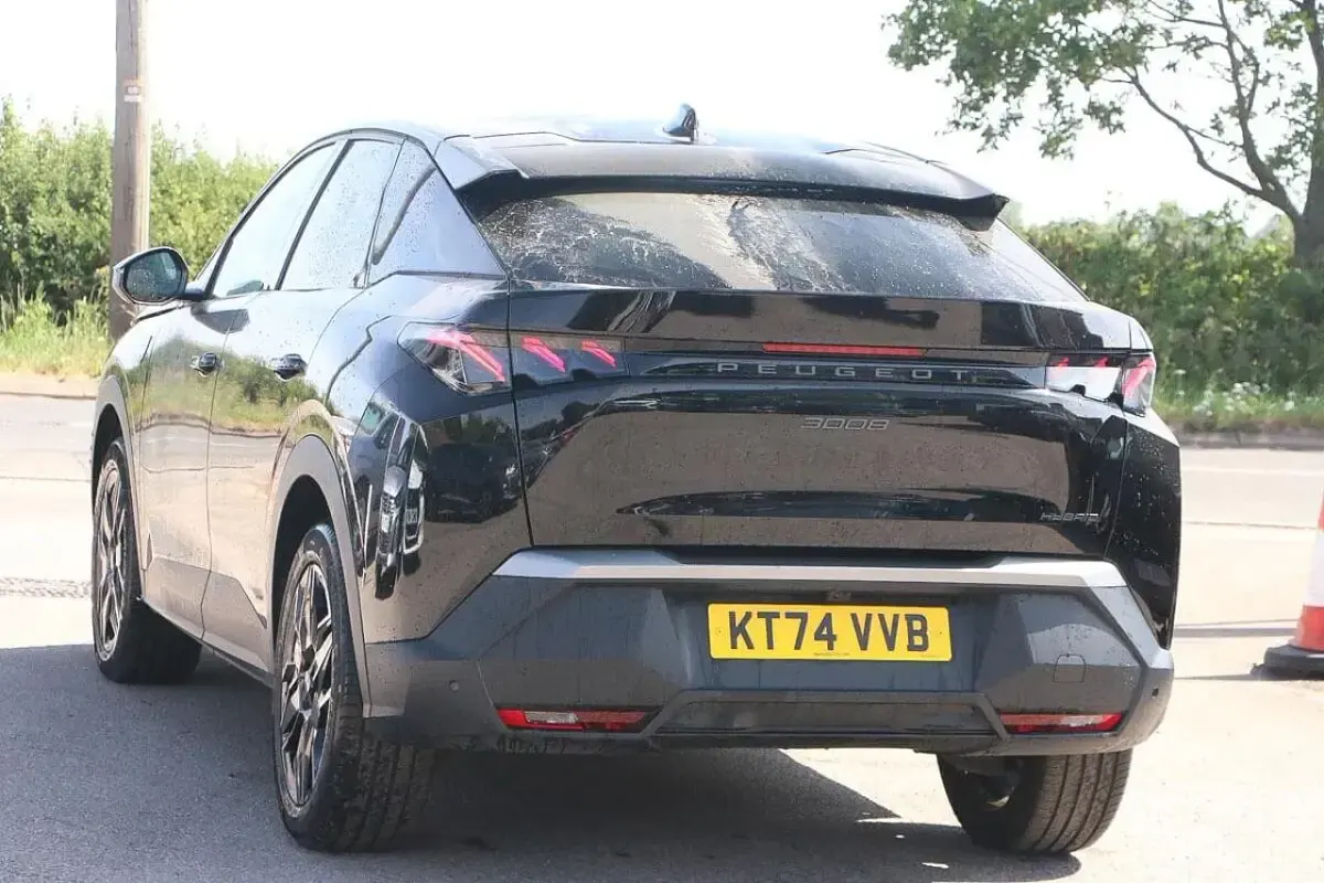 Used Peugeot 3008 GT 134 HP (98 kW) 2025 Black SUV
