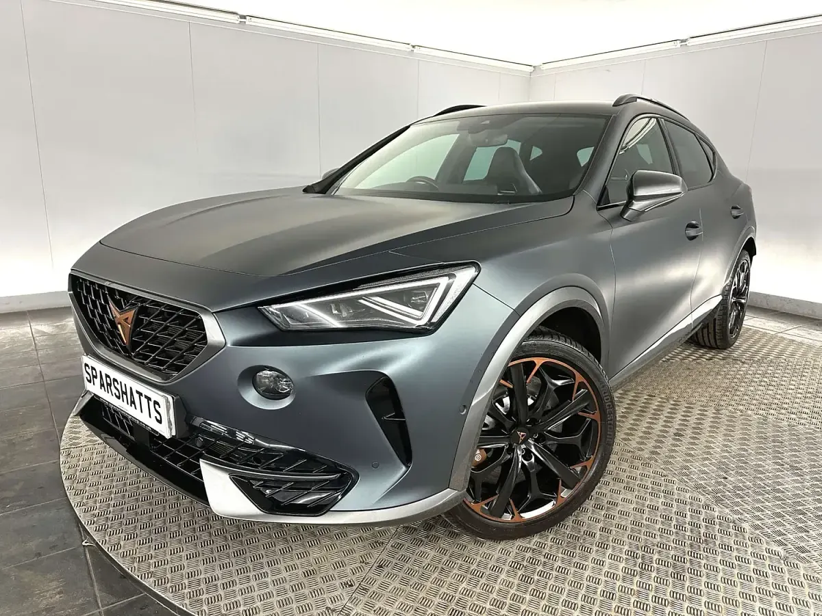 Usado Cupra Formentor VZ3 310 CV (228 kW) 2022 Gris SUV