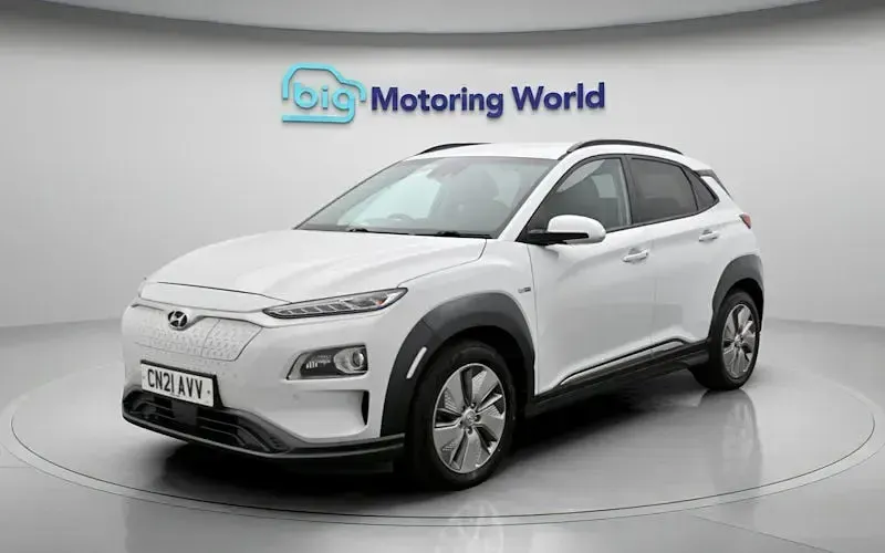 Used Hyundai Kona Premium SE 150 kW (204 HP) 2020 White SUV