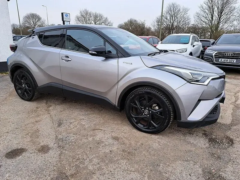 Used Toyota C-HR 120 HP (88 kW) 2018 Silver SUV