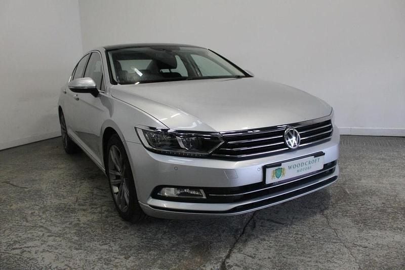 Used VW Passat SE 2015 Silver Sedan