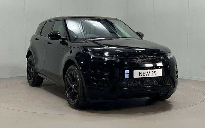 New 2026 Land Rover Range Rover evoque SE Dynamic Hatchback | £56,850 (Expensive) - Image 1/4