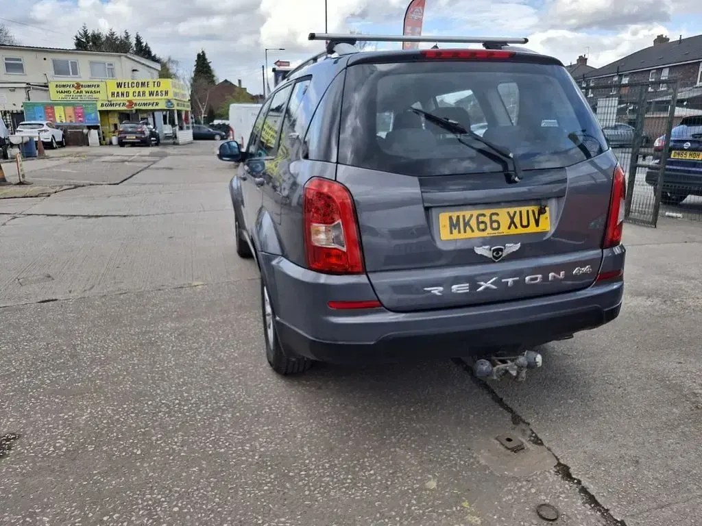 Used SsangYong Rexton 2016 Grey SUV