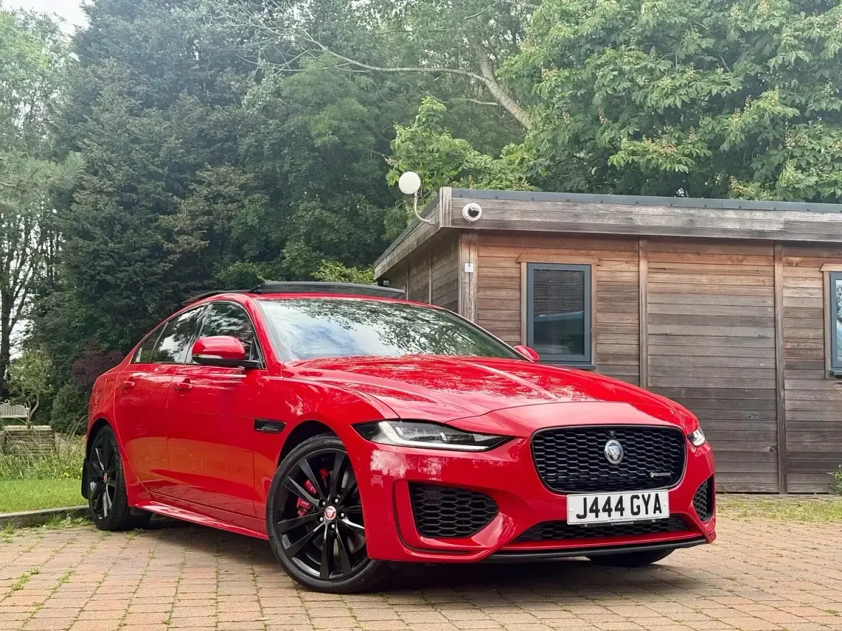 Used Jaguar XE R-Dynamic 250 HP (183 kW) 2021 Red Sedan
