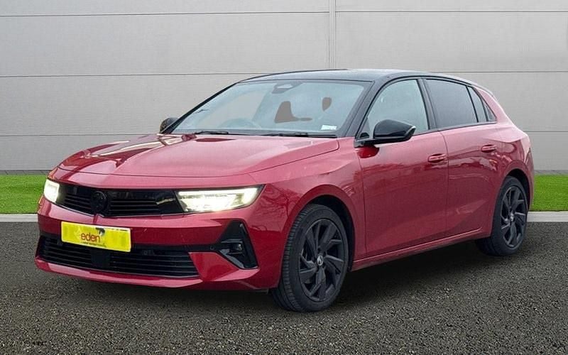 Used Vauxhall Astra 131 HP (96 kW) 2025 Hatchback