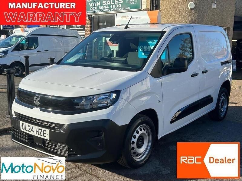 White Used 2024 Vauxhall Combo Van | £9,995 (Super price) - Image 1/4