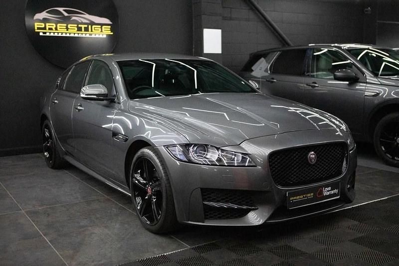 Used Jaguar XF R-Sport 180 HP (132 kW) 2018 Grey Sedan
