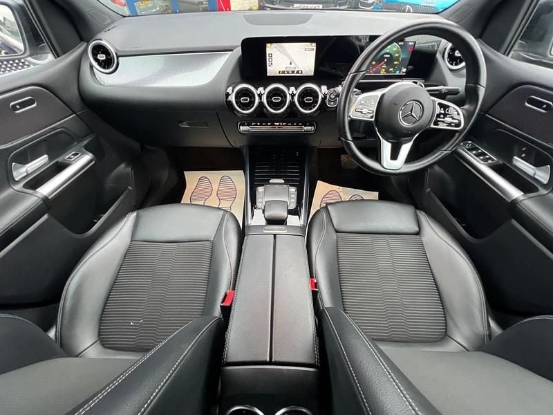 Used Mercedes B200 150 HP (110 kW) 2022 Black MPV