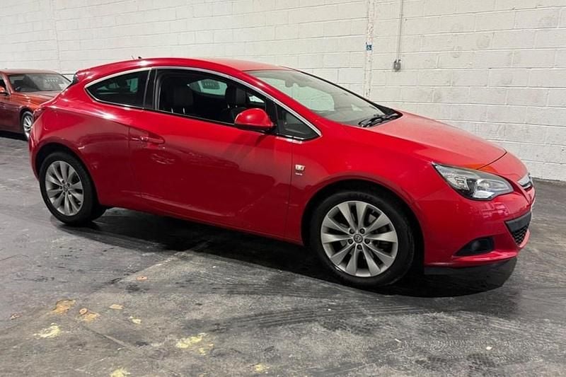 Used 2016 Vauxhall Astra GTC SRi Coupe | £5,495 (Fair price) - Image 1/1
