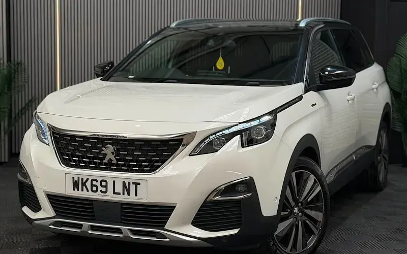 Used Peugeot 5008 Premium 131 HP (96 kW) 2019 SUV
