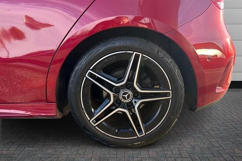 Used Mercedes A180 AMG Line Premium 136 HP (100 kW) 2022 Patagonia red Hatchback