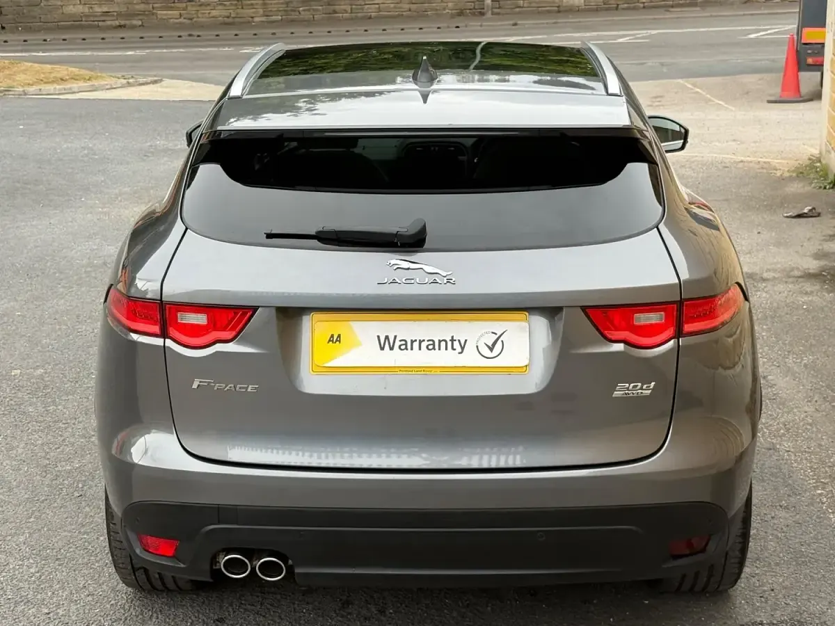 Used Jaguar F-Pace Prestige 177 HP (130 kW) 2016 Grey SUV