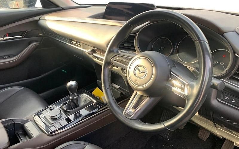 Usado Mazda CX-30 Inclusive 122 HP (89 kW) 2022 Azul SUV