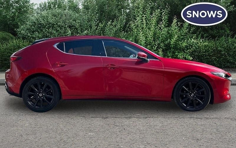 Usado Mazda 3 Inclusive 180 HP (132 kW) 2021 Vermelho Citadino