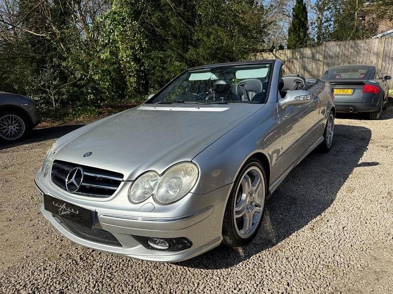 Used Mercedes CLK55 AMG AMG 369 HP (271 kW) 2004 Silver Cabriolet